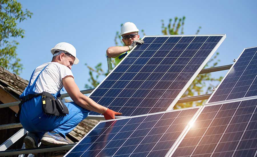 Expert Renewable Solar Installer Engineer Technician
